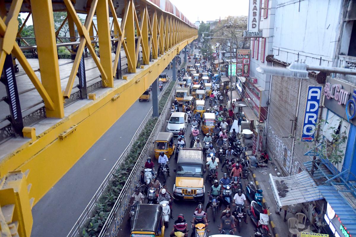 T Nagar Skywalk To Be Opened In May First Week The Hindu   Sky Walk Pathway Bridge 5 